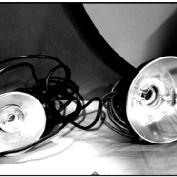 New Novatron 440 Plus Photography/Video Lighting Set/Kit - Picture 4 of 8